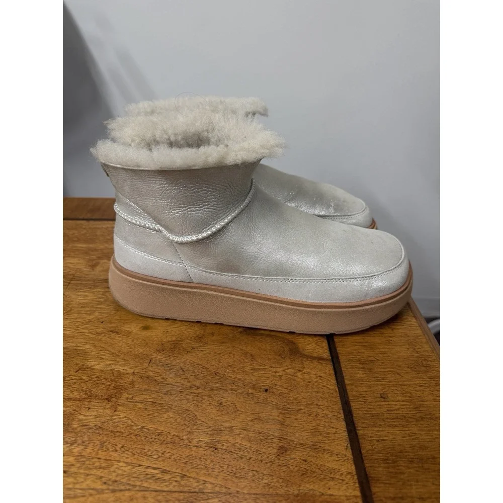 FitFlop GEN-FF Ultra-Mini Double-Faced Women's 8 Silver Leather Shearling Boots